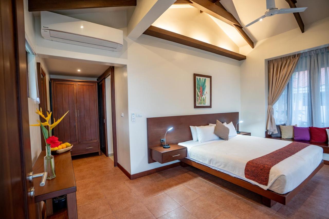 Island View Beachfront Resort Anda  Exterior photo